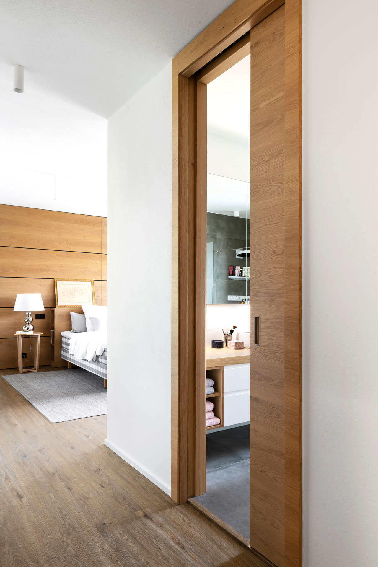 Hanák nábytek Realizace Koupelna Dveře